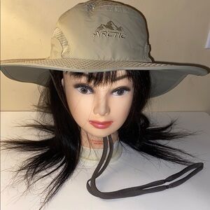 Artic Hat NWT Unisex Triple Cooling Technology Grey - Adjustable Chin Strap OS